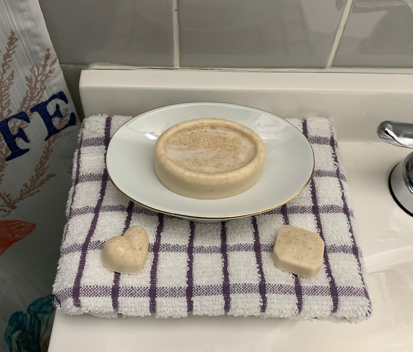 Oatmeal Soap [2 Oz] - Jabón de avena [2 Oz]